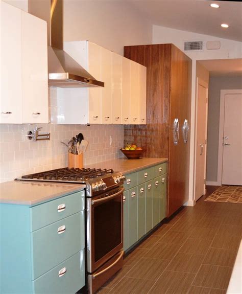 15 Elements To Give Your Kitchen An Incredible Mid Century Modern Makeover