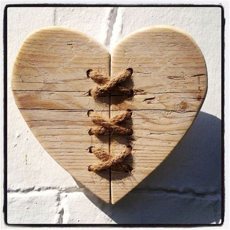 30 Awesome Diy Wood Hearts Ideas Wood Diy Wood Heart Diy Wood Hearts