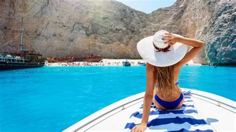 Intravelreport Great Return Of Greek Tourism Ministry Posts Video On