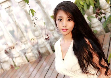 Asian Beach Member Camille Xiaoniu From Xinzhou Yo Hair Color Black