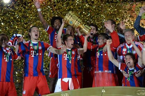 Dfb Pokalfinale Fc Bayern M Nchen Besiegt Borussia Dortmund Der Spiegel