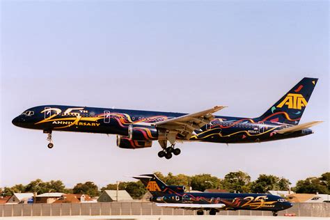 Ata arms now truly global: ATA Airlines 25th Anniversary Scheme 757-200 landing at ...