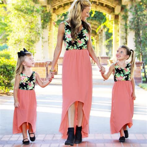 11 fancy daughter and mom outfits for in this season