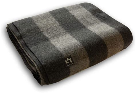 Best Wool Blankets For Camping 2021 Stay Warm With These 8 Blankets