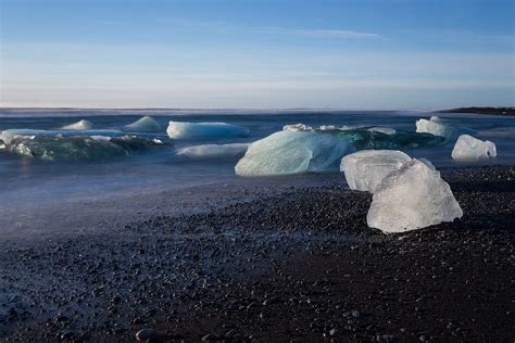Icebergs Stranded On The Jökulsárlón Black Sand Beach Ice Flickr