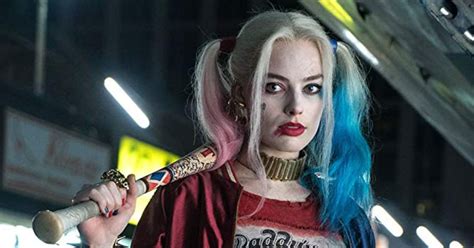 Suicide Squad Photos Show New Look At Margot Robbies Harley Quinn