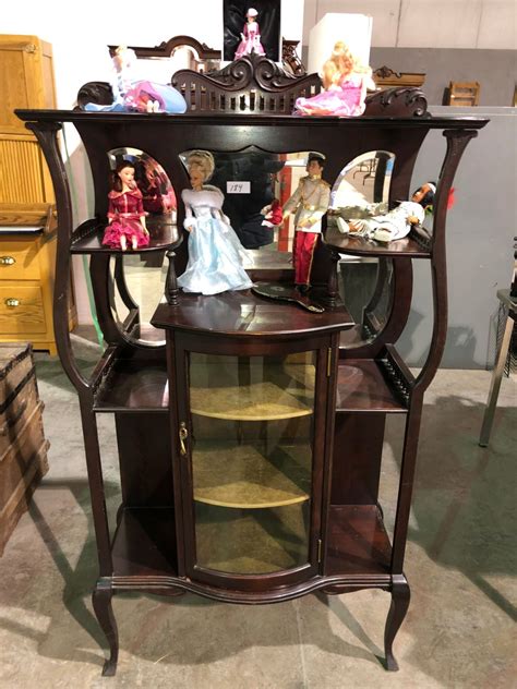 Queen anne curio cabinet with four shelves. Beautiful Mohagany Queen Anne curio/china cabinet circa ...