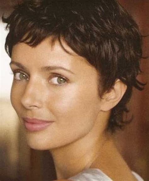 25 Super Pixie Haircuts For Wavy Hair Short Hairstyles And Haircuts