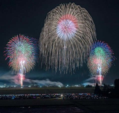 Dazzling Photos Of Summer Firework Festivals In Japan Petapixel