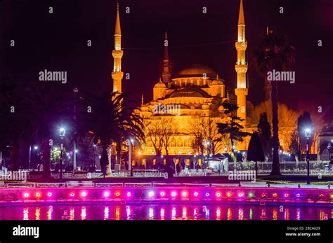 The Blue Mosque At Night Istanbul Turkey Stock Photo Alamy