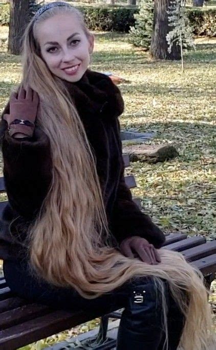 Video Blonde Rapunzel In The Park Long Hair Styles Really Long