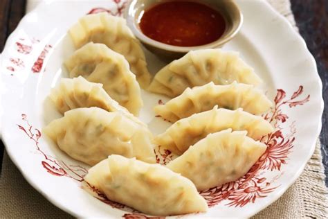 When making chinese dumplings at home, you need dumpling fillings and wrappers. Chicken and lemongrass dumplings