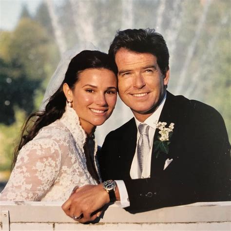 Fotos La Historia De Amor Entre Pierce Brosnan Y Su Esposa Cumple 25