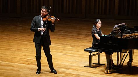 World Class Violinists Promise Rousing Show