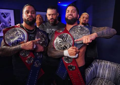 Best At Politics In The Back Fans React To The Usos Officially