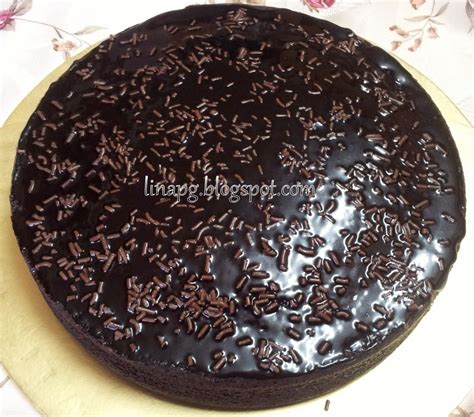 Resepi kek coklat lembap mudah sedap simple. Cara Membuat Resepi kek coklat moist bakar 1kg - Foody ...