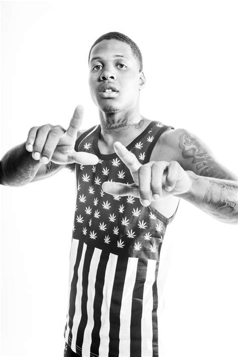 Melodic mc and singer from chicago's south side who released several mixtapes before his mainstream breakthrough in 2015. LIL DURK - Reggies Chicago