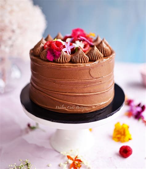 How To Make An Easy And Delicious Chocolate Cake Recipe Walton Cake Boutique