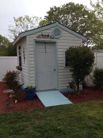 Garden sheds can be practical for storing tools and potting plants, but they can also be attractive, creative, and unique. Out on a Limb: Little Garden Shed Makeover