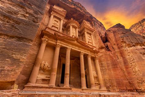 You Can Go On A Virtual Tour Of Petra The Ancient Rose City From Your