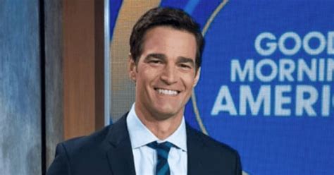 Fans Praise Gmas Rob Marciano As Weatherman Participates In New Yorks