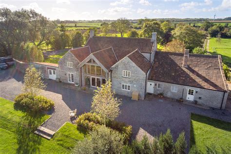 10 Of The Most Charming Farmhouses In The Uk Whats On By Candth