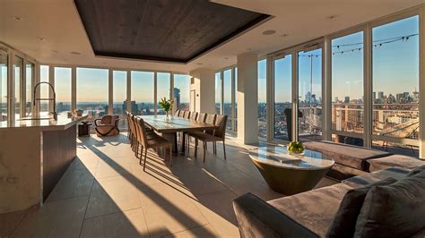 Penthouse With Stunning 360 Views Of Nyc New York Ny Rent It On Splacer
