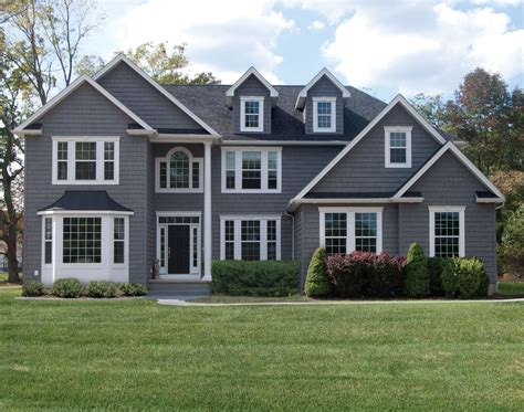 Pin By Julia On Dream Home Vinyl Siding House Grey Siding House