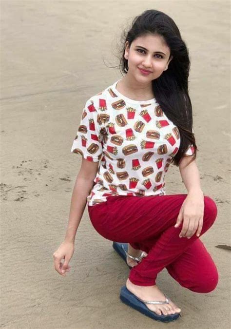 Pin By Suman Saurabh On Desi Galz Stylish Girl Images Most Beautiful Indian Actress Stylish Girl