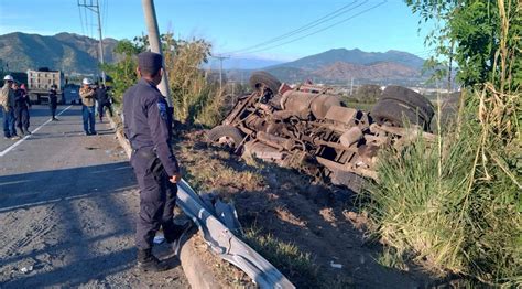 Menor De Edad Result Lesionado En Accidente De Tr Nsito En Redondel