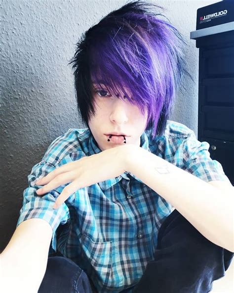 Https://wstravely.com/hairstyle/emo Boy Colorful Hairstyle