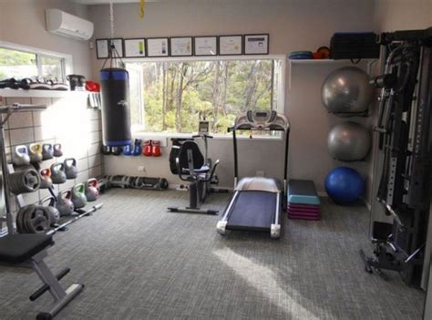 7 Sports Space Design Ideas In A Minimalist Home Gym Room At Home