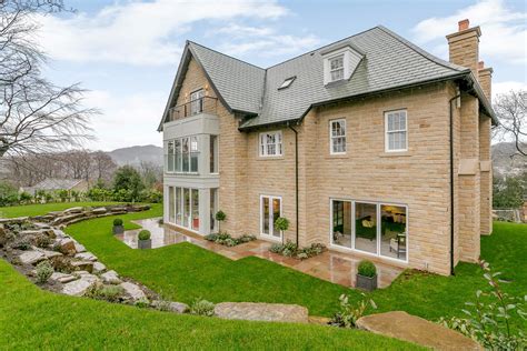 6 Bedroom Detached House For Sale In Holmfirth
