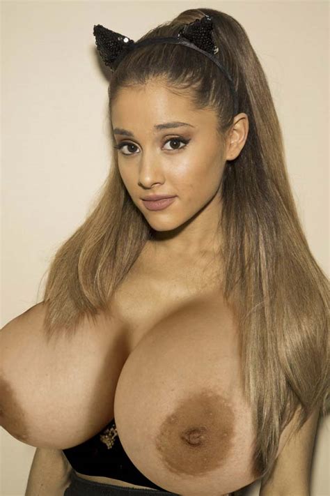 Ariana Grande Got Mas Grande With These Massive Tits Big Boobs