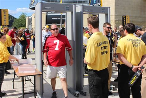 Garrett Pd 6500i Mobile Walk Through Security Metal Detector Approved