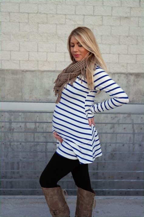 41 Stylish Pregnant Women Outfits Ideas Diymaternityclotheswinter Fall Maternity Outfits