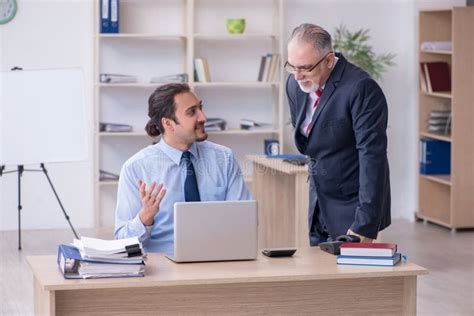 Two Employees In The Office Stock Image Image Of Businesspeople
