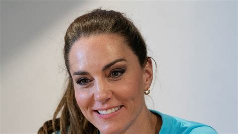 kate middleton s mystery appearance at exclusive 24 hour rave inside her nervous yet thrilling