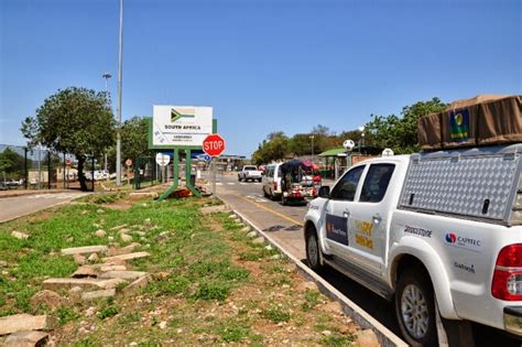 Sa Grensposte Sa Ports Of Entry Lebombo Busy Gateway To Mozambique