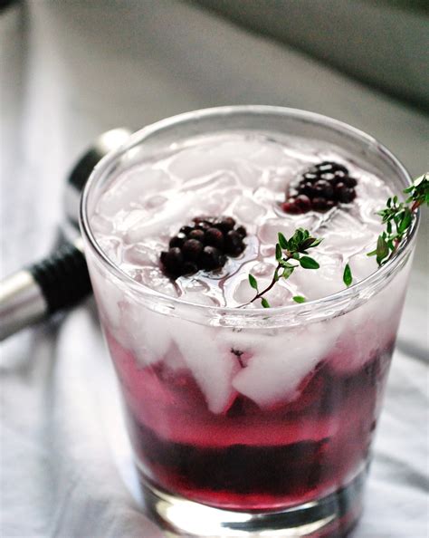thirsty richmond {thirsty thursday} blackberry gin fizz