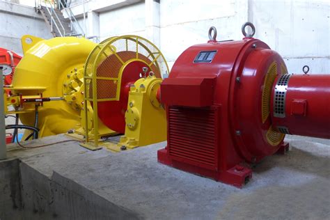 300KW Francis Hydro Water Turbine Generator Unit 24m Head 1 6 Cusec