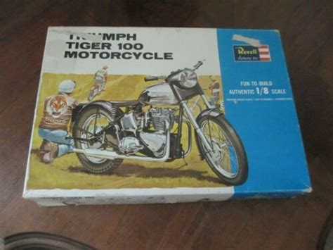 Revell Triumph Tiger 100 Motorcycle Model Kit Box Only 112 Scale Empty