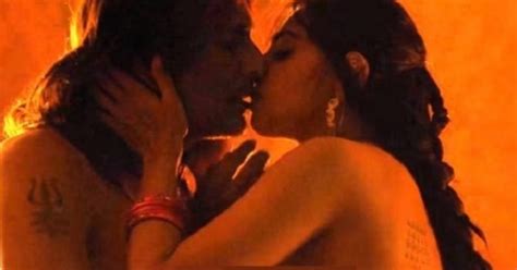 Kabali Actress Radhika Apte S Nude Scene From Parched Hot Sex Picture