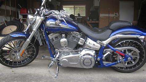 2014 Harley Davidson Cvo Breakout Blue With New Vance And Hines Exhaust