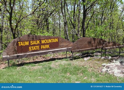 Montagne De Taum Sauk De Signe De Parc D Tat Du Missouri Image Stock Image Du For Ts Pays