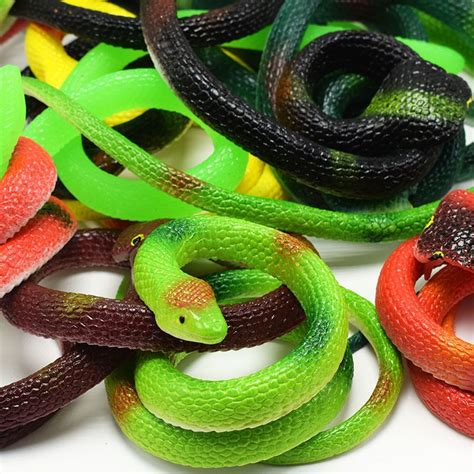 2020 75cm Novelty Realistic Plastic Tricky Toy Fake King Cobra Snakes