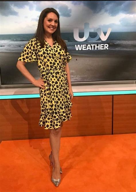 Hottest Weather Girls Robin Meade Very Lovely Gorgeous Newsreader