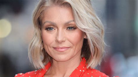 Kelly Ripa Shocks With Hollywood Transformation In Jaw Dropping Selfie