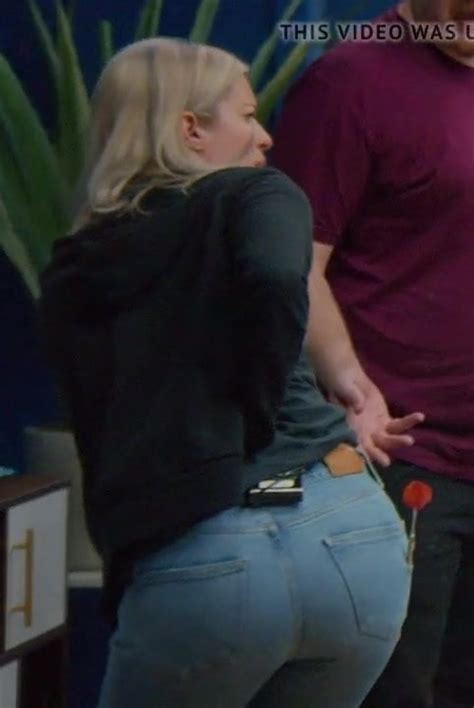 Filthy Whore Elyse Willems Crave Huge Dicks Up Her Great Ass HubUrbate