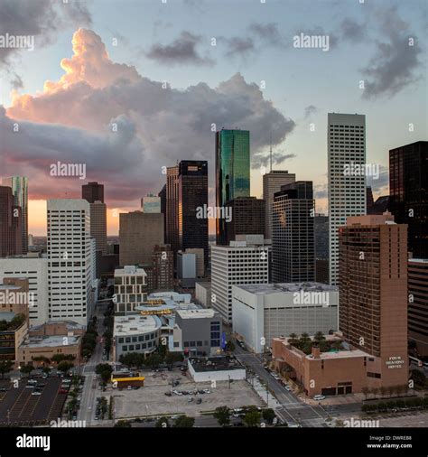 Houston City Skyscrapers Hi Res Stock Photography And Images Alamy